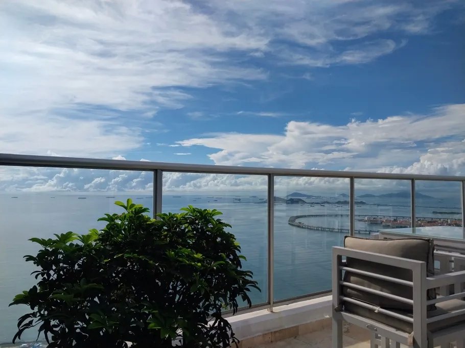 Apartamento en alquiler en Avenida Balboa