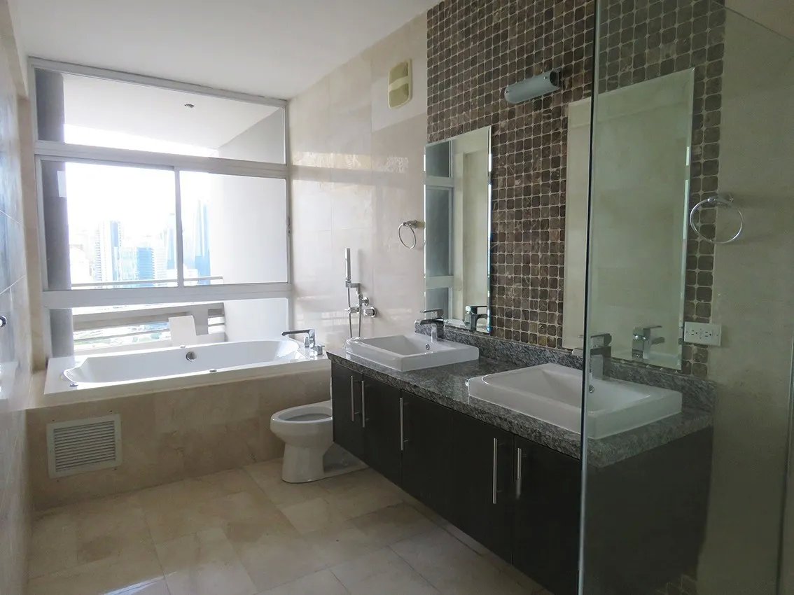 Venta de apartamento tipo loft en PH Luxor, El Cangrejo, Panamá