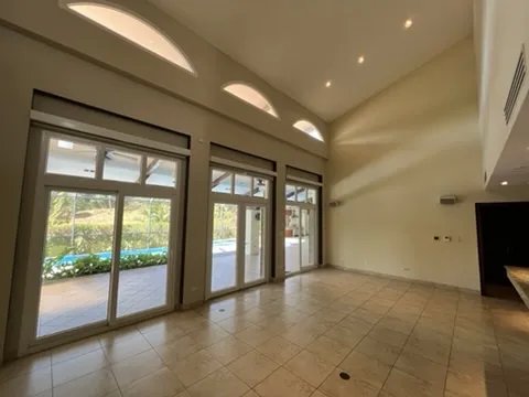 Single Family Detached For Sale in Cocolí