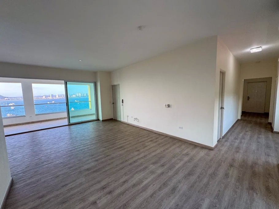 Apartment For Sale in Amador