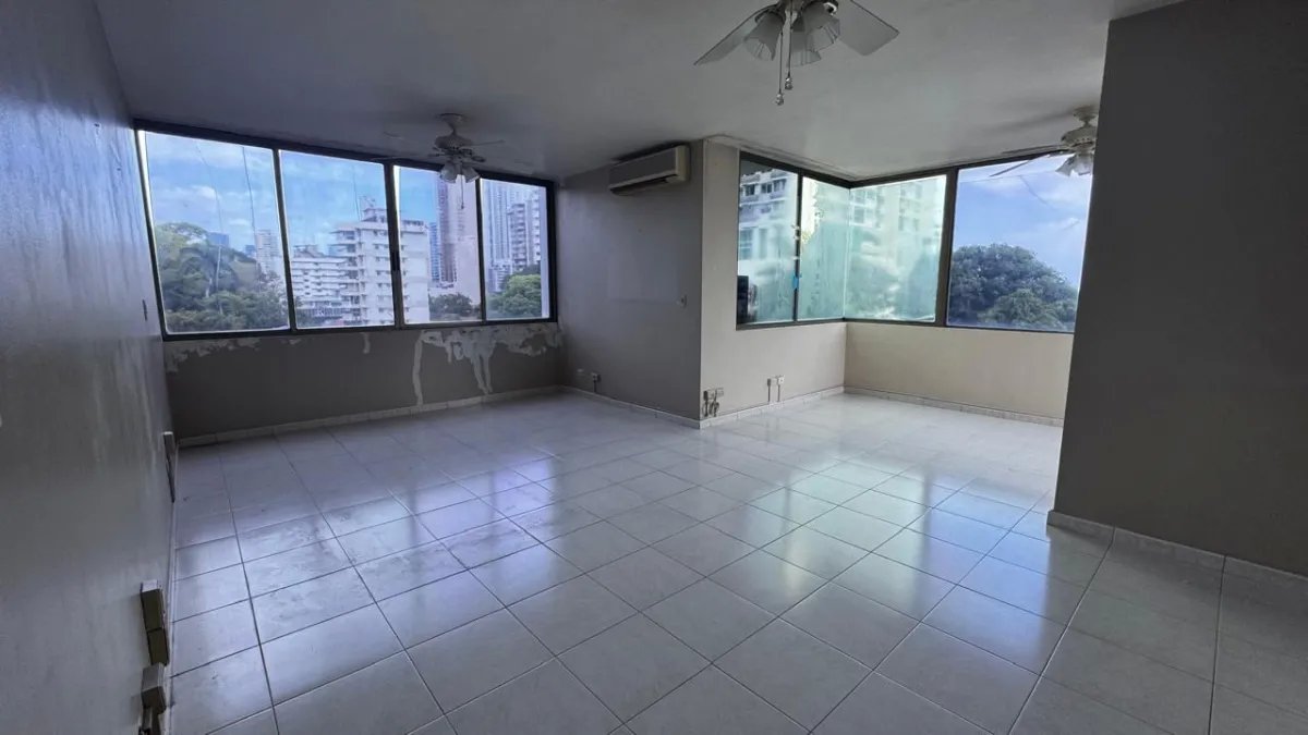 Venta de apartamento en PH Torre Cerromar, Bella Vista