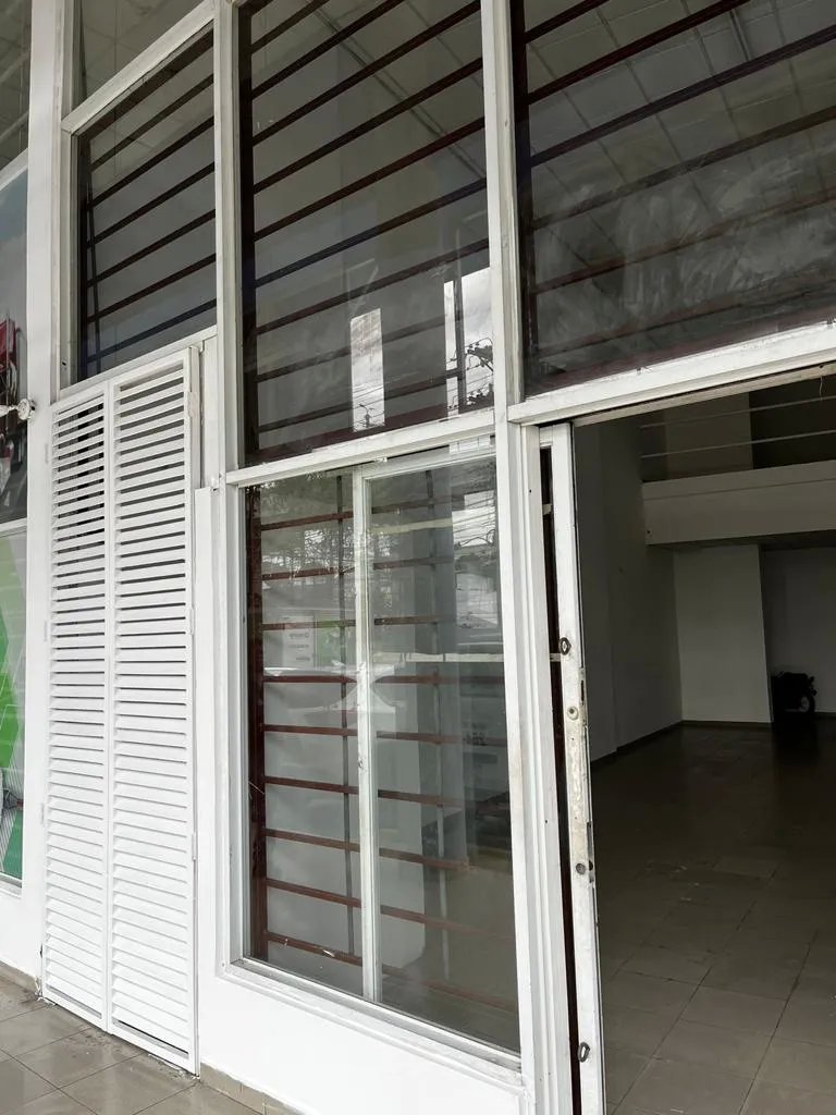Retail For Rent in El Crisol