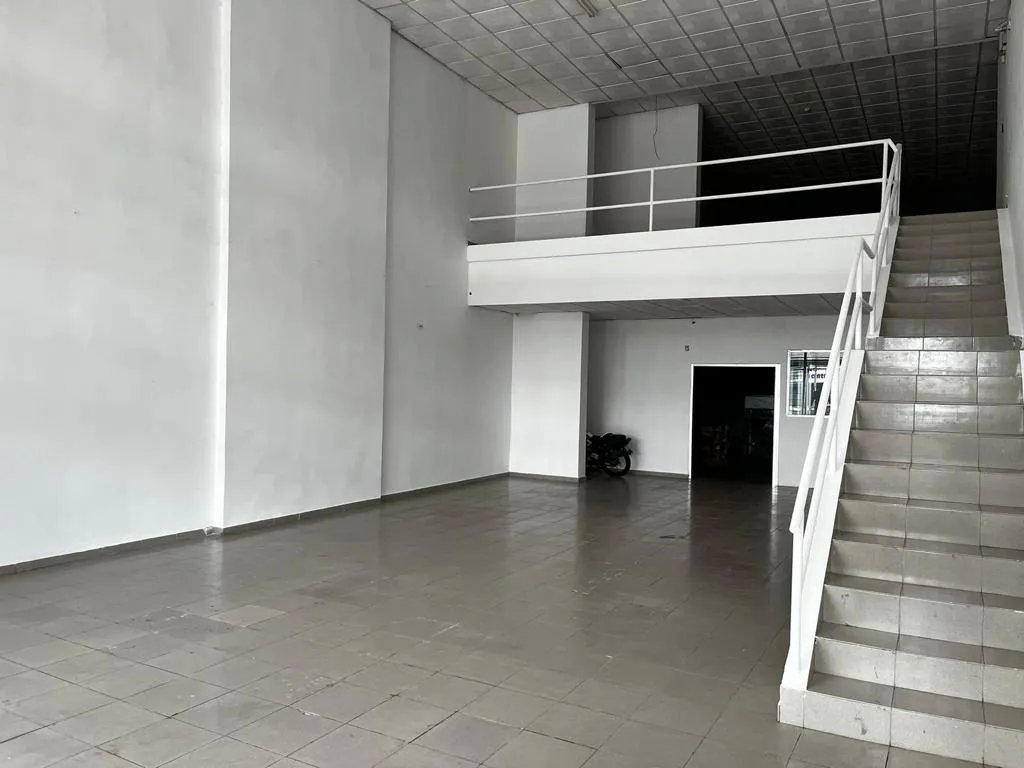 Retail For Rent in El Crisol