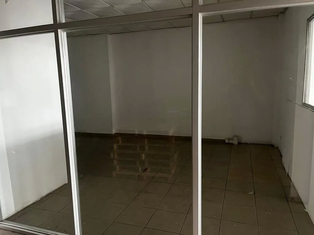 Retail For Rent in El Crisol