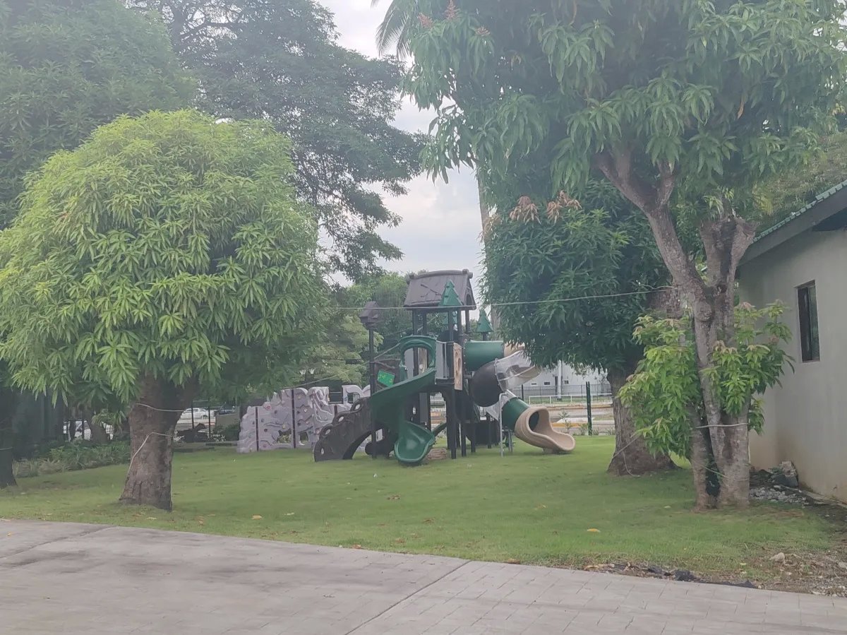 Retail For Rent in Llano Bonito