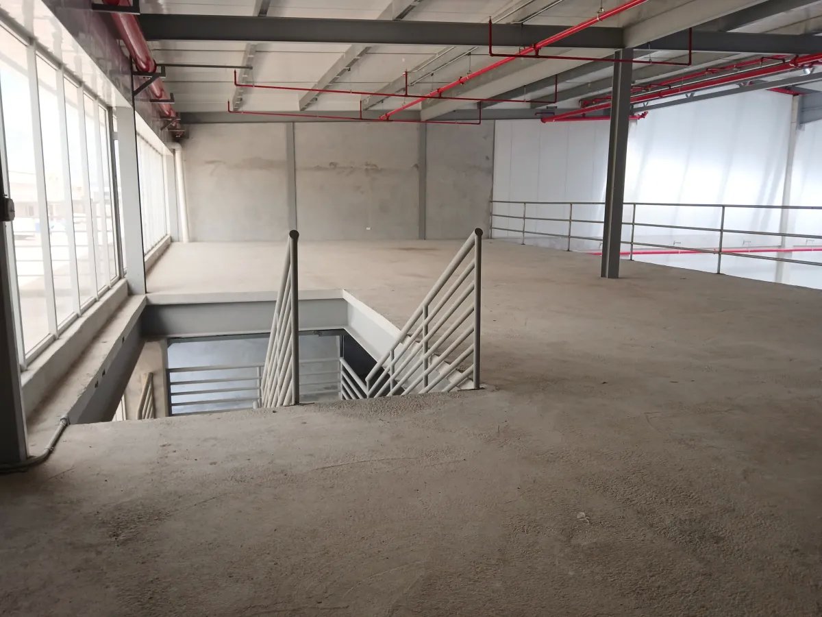 Industrial For Sale in Costa Sur