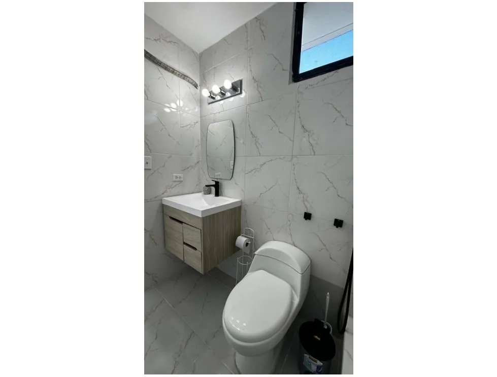 Venta de apartamento en PH Vista Tower, Bella Vista