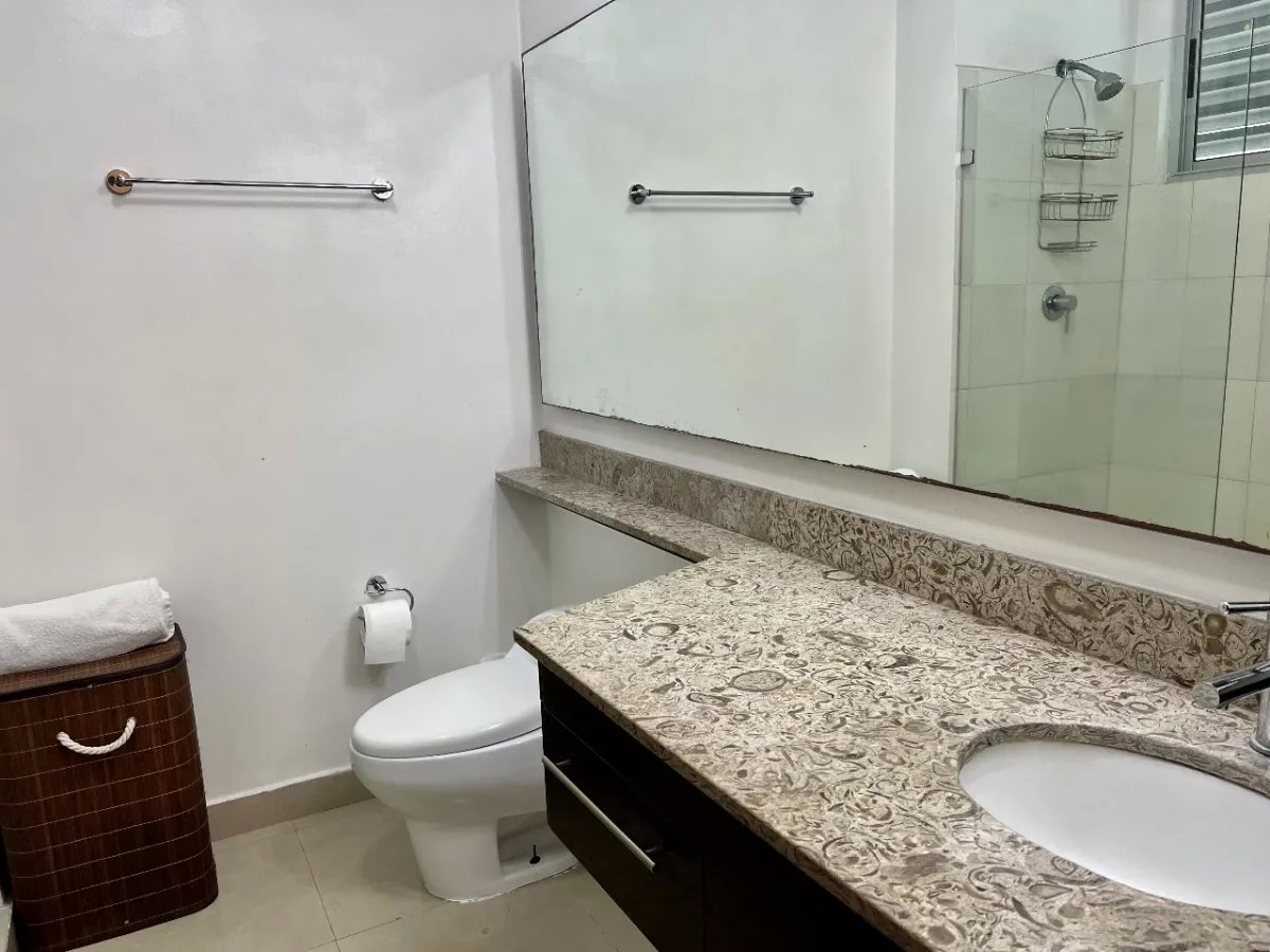 Se vende apartamento amoblado en Costa del Este, Panamá