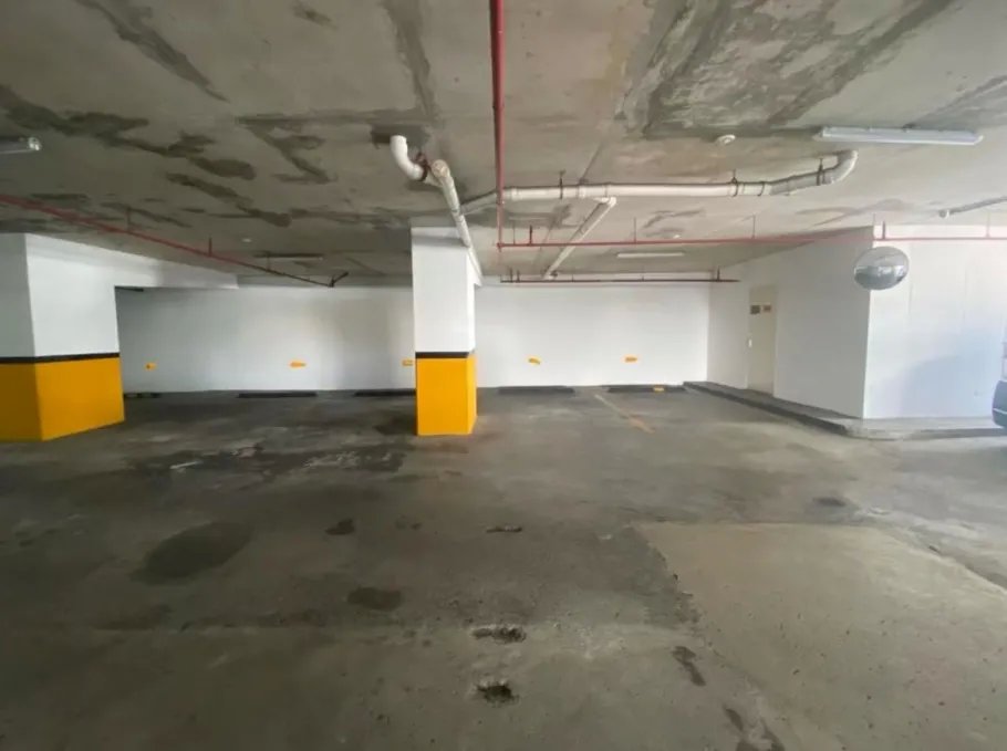 Apartment For Rent in Coco del Mar