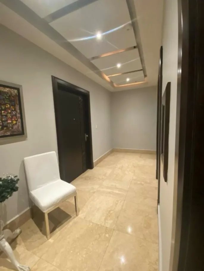 Apartment For Rent in Coco del Mar
