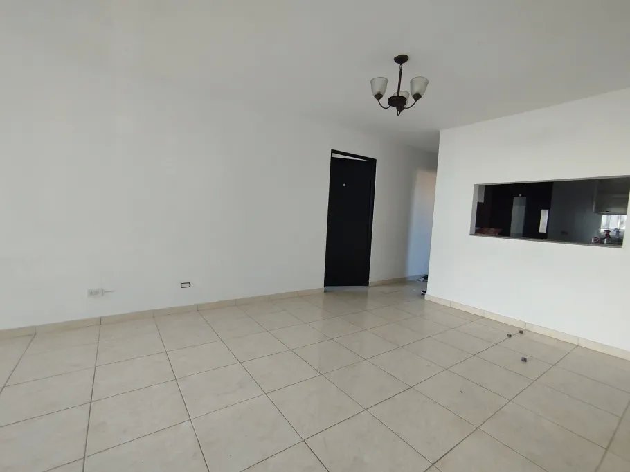Apartamento en venta cerca de Parque Omar, Panamá