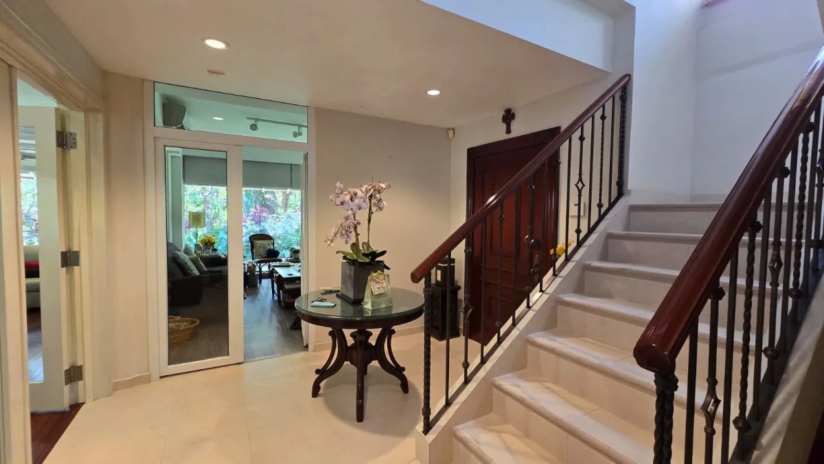 Single Family Attached For Rent in Clayton