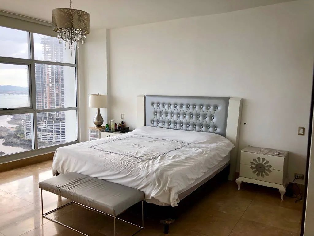 Apartment For Sale in Punta Pacifica