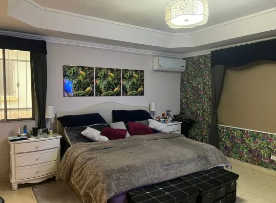 Venta de casa vacía en Paseo Dorado, Ancón