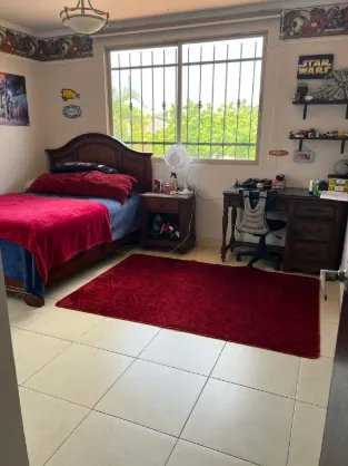 Venta de casa vacía en Paseo Dorado, Ancón