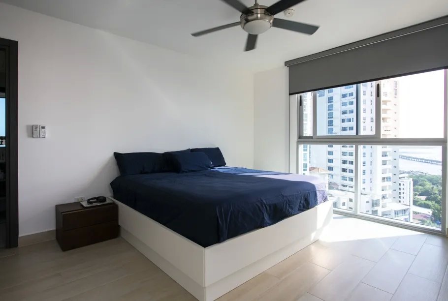 Apartment For Sale in Via Cincuentenario