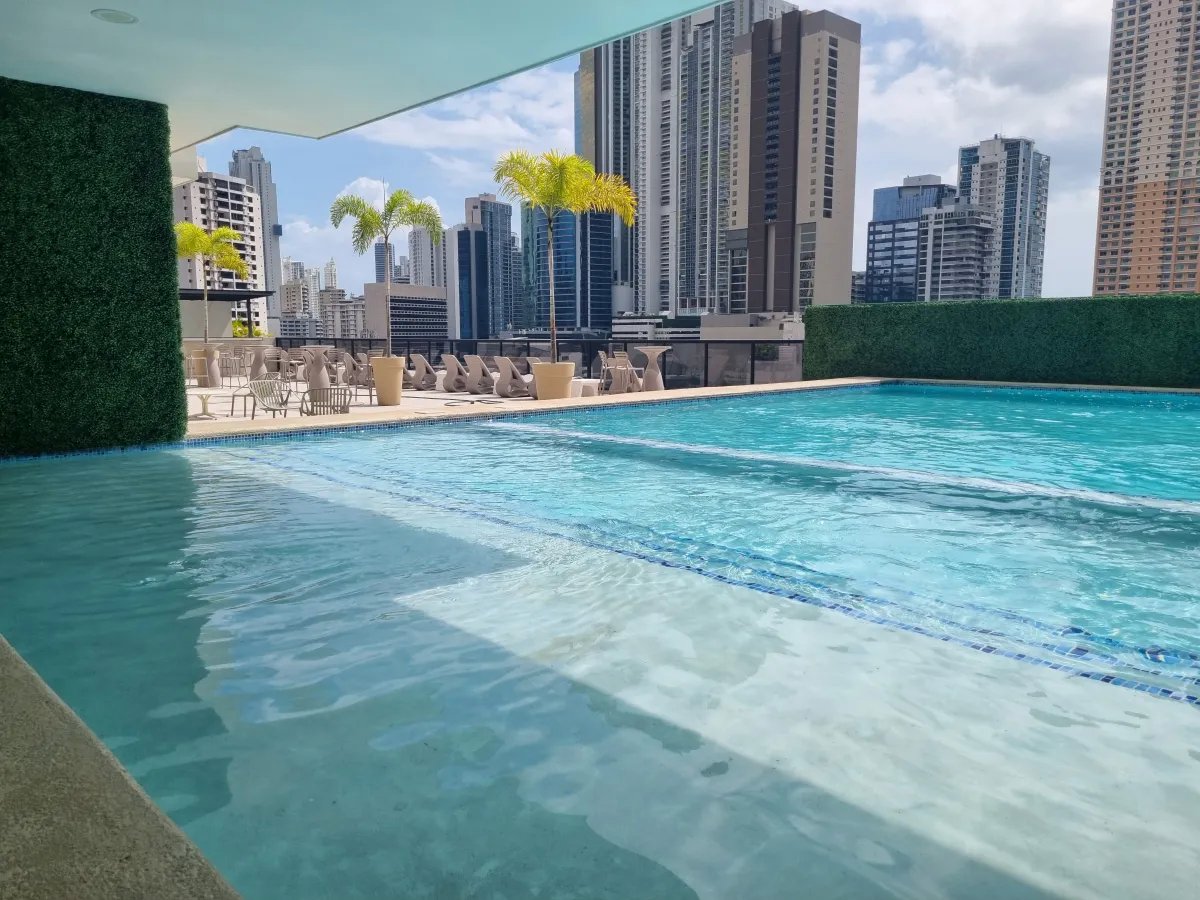 Alquiler de apartamento amoblado en PH The Gray, Calle 50