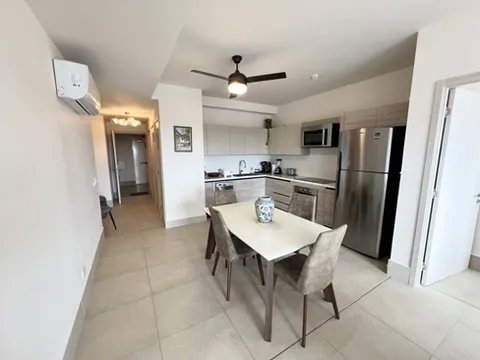 Alquiler de apartamento amoblado en Santa María, Panamá