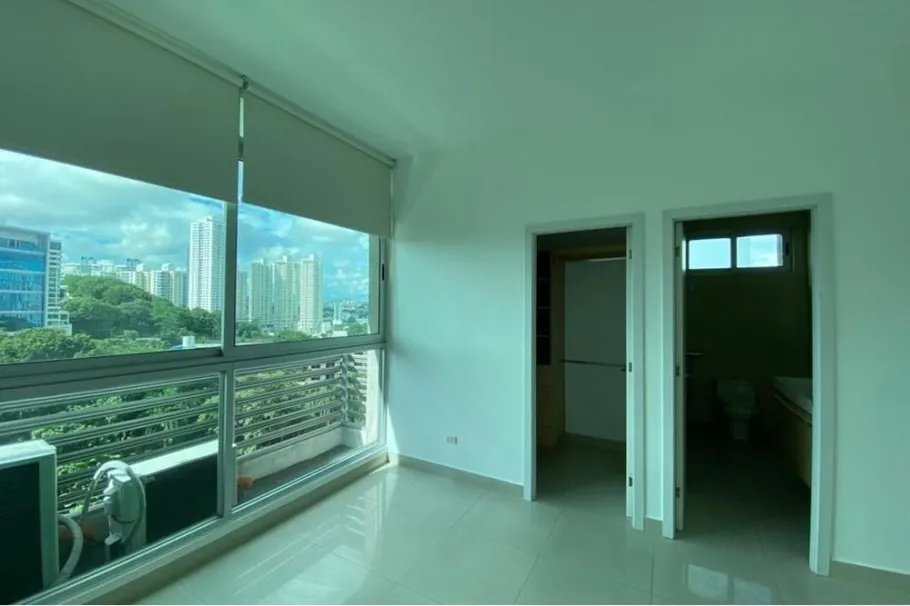 Se alquila apartamento en El Cangrejo