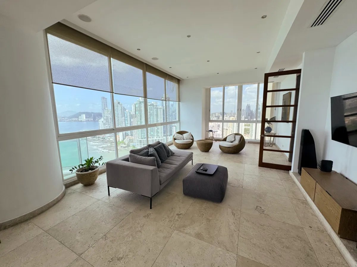 Apartment For Sale in Punta Pacífica