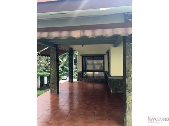Duplex For Sale in Clayton