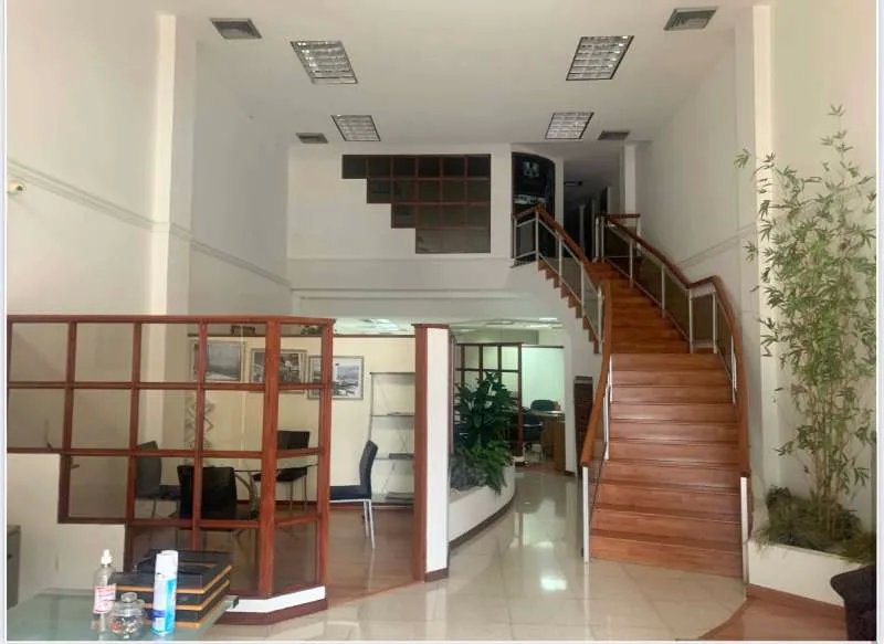 Se vende penthouse reposeído de 2 plantas en Obarrio, Panamá