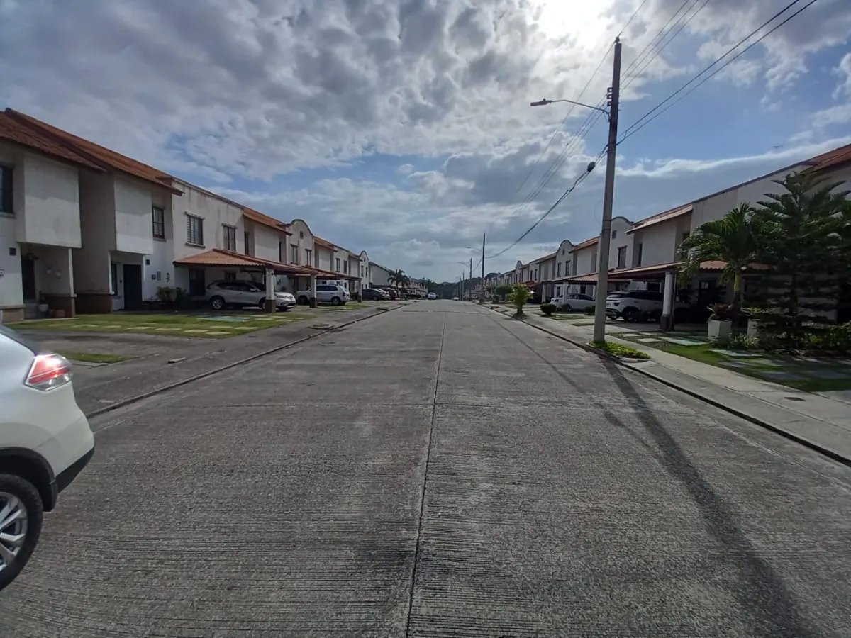 Venta de casa en PH La Reserva, Villa Zaita