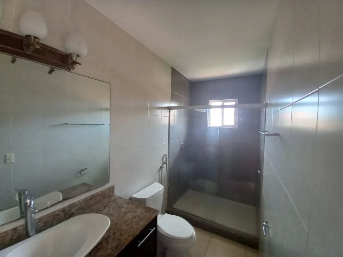 Venta de casa reposeída en Villas del Golf, Villa Lucre, Panamá