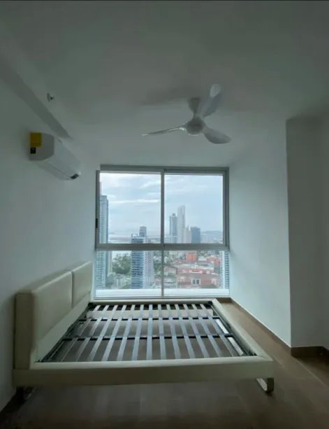 Venta de apartamento en Avenida Balboa, Panamá