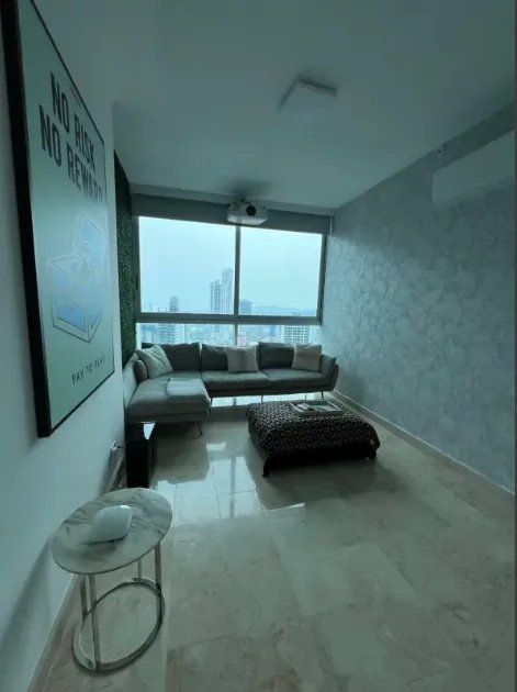 Venta de apartamento en Avenida Balboa, Panamá