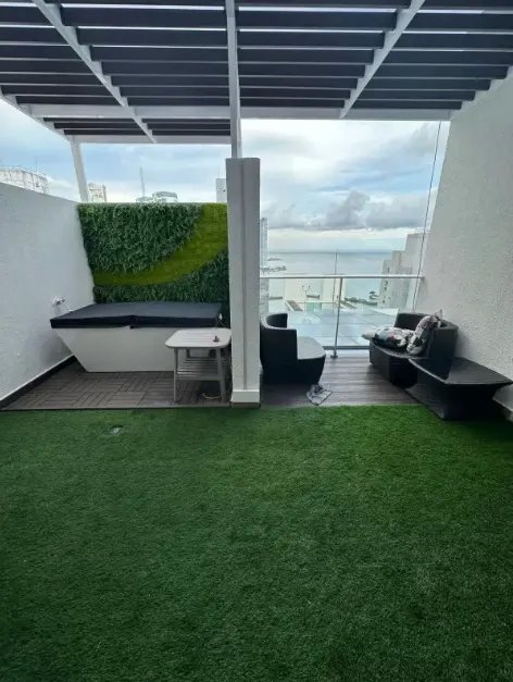 Venta de apartamento en Avenida Balboa, Panamá