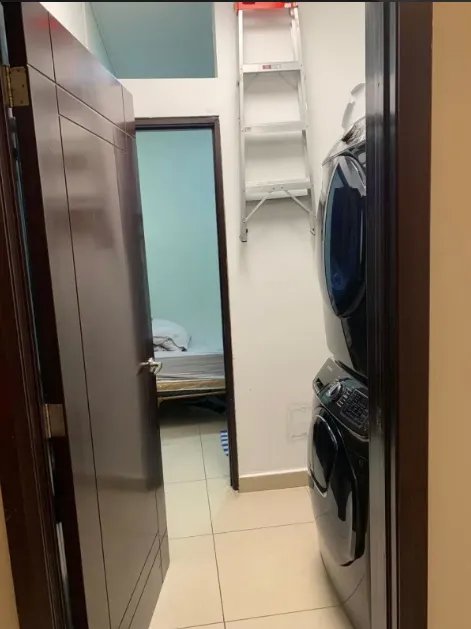 Venta de apartamento amoblado en Avenida Balboa, Panamá