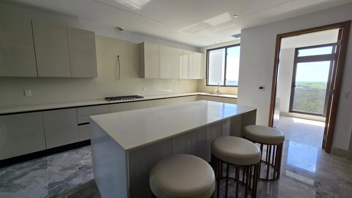 Apartment For Sale in Santa Maria