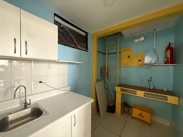 Se vende local comercial en Marbella, Panamá City
