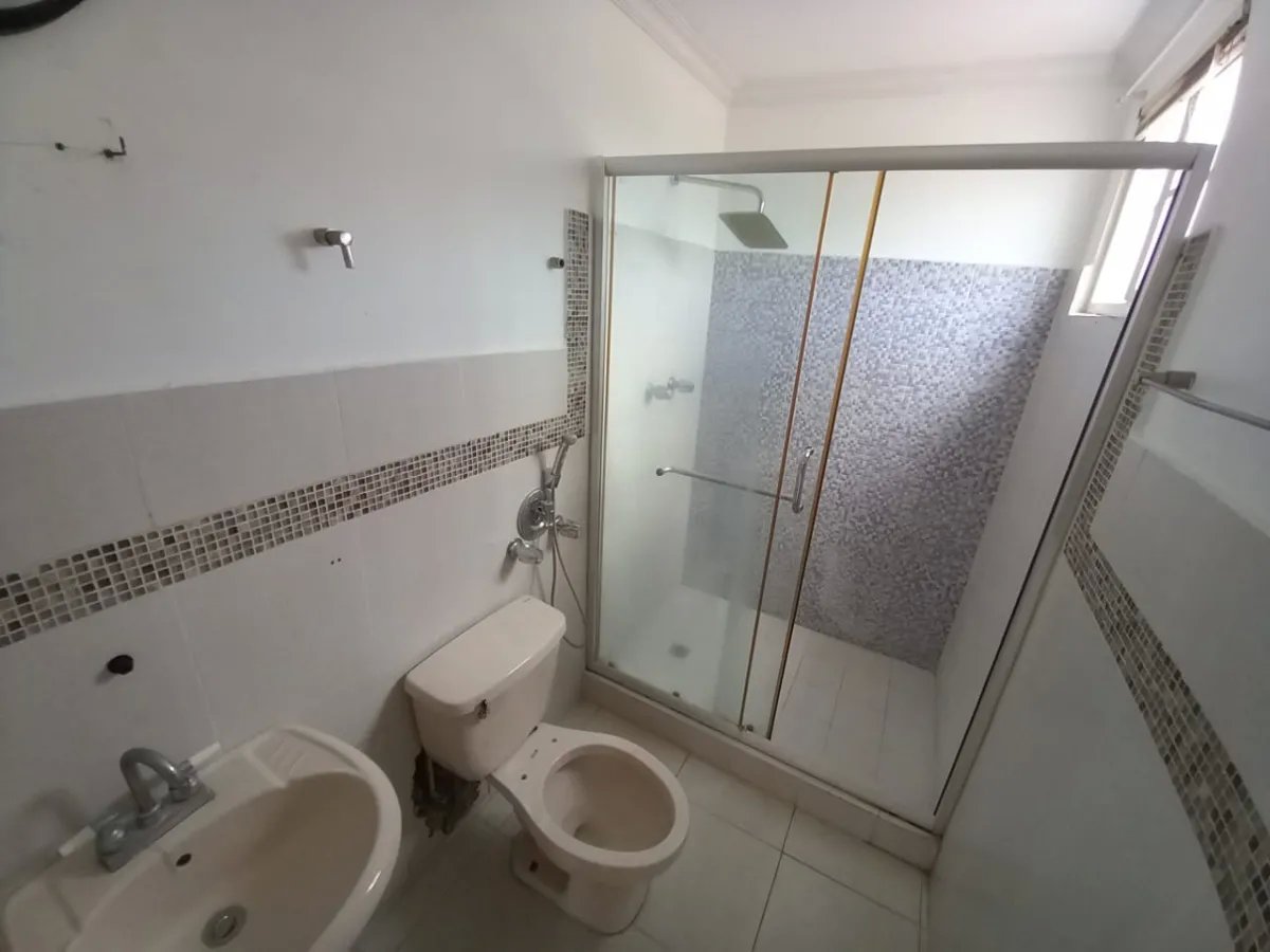 Venta de casa reposeída en Villa Lucre, Paseo Real