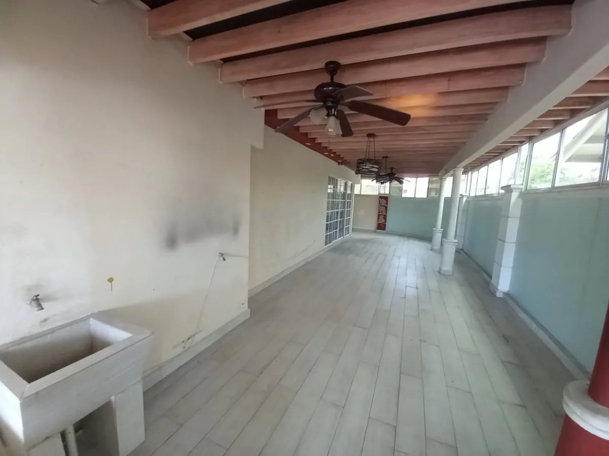 Venta de casa reposeída en Villa Lucre, Paseo Real