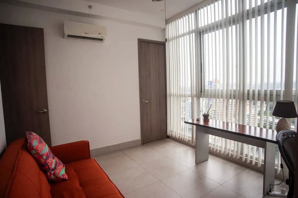 Apartment For Sale in ph luxor