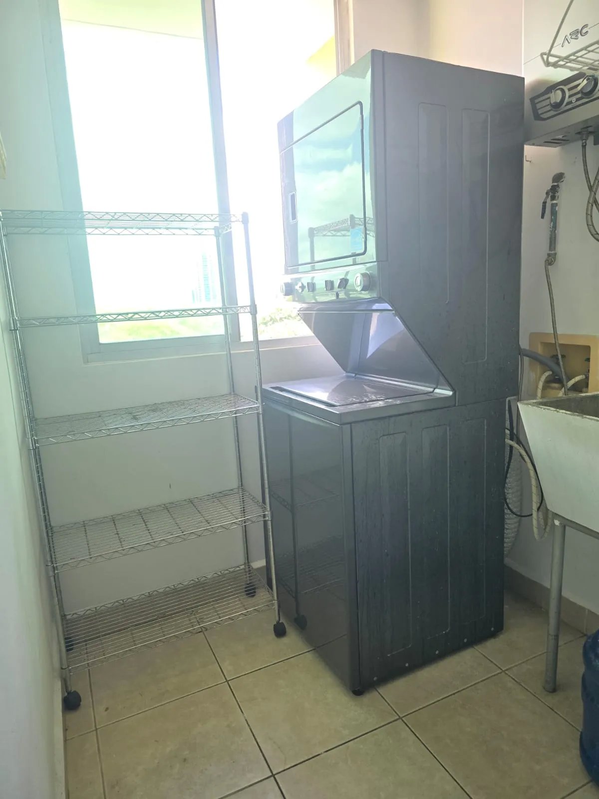 Apartment For Sale in green bay