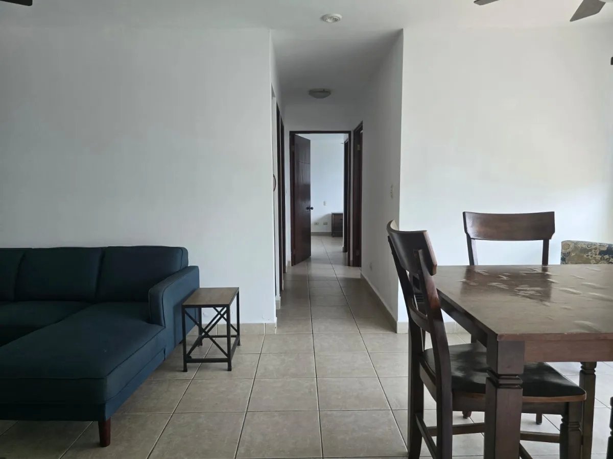 Apartment For Sale in green bay