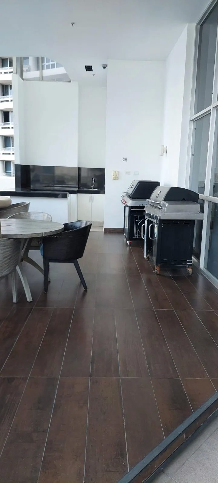 Apartment For Sale in ph luxor