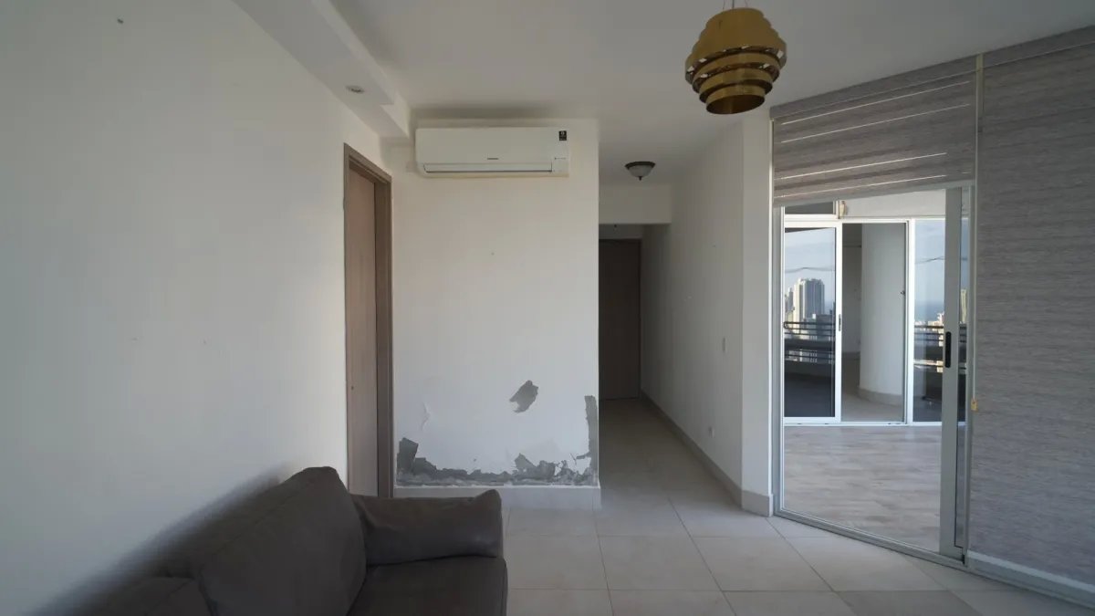 Apartment For Sale in ph luxor