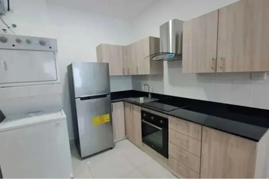 Condominium For Rent in Ave. Cincuentenario, Centro del Este