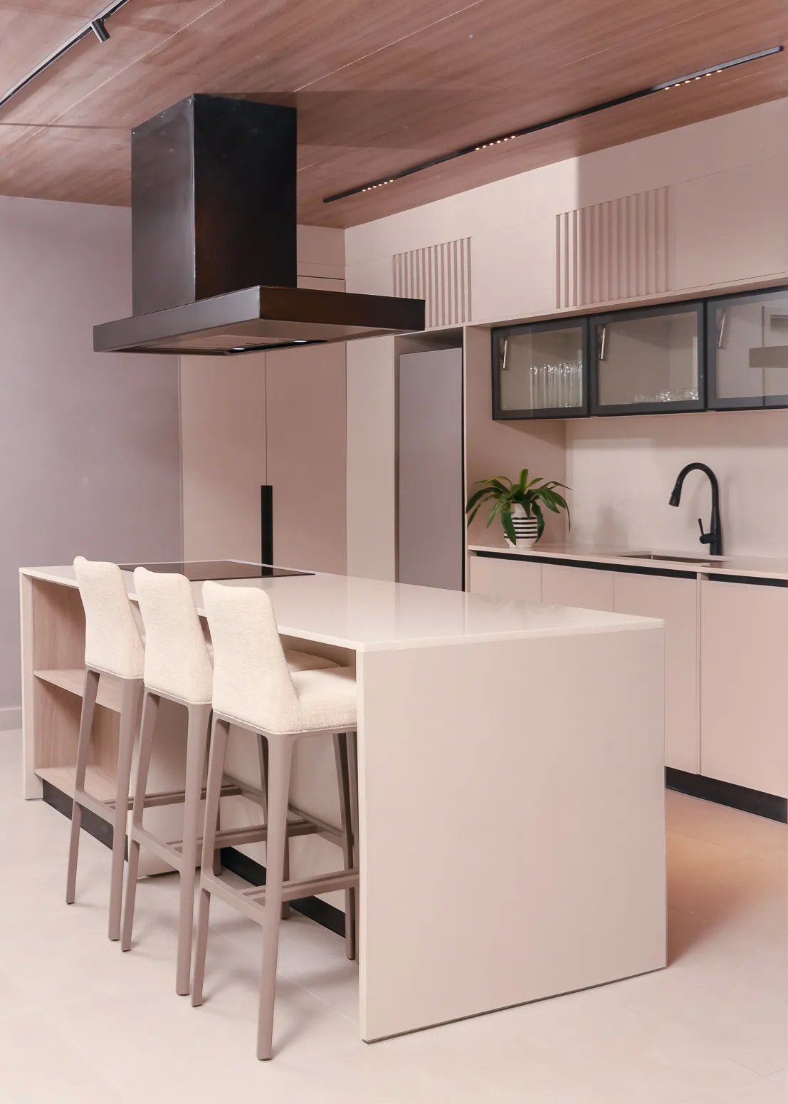 Venta de apartamentos, proyecto PH Uptown, calle Uruguay, Panamá