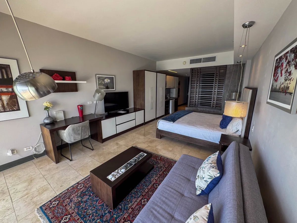 Apartment For Rent in The Ocean Club