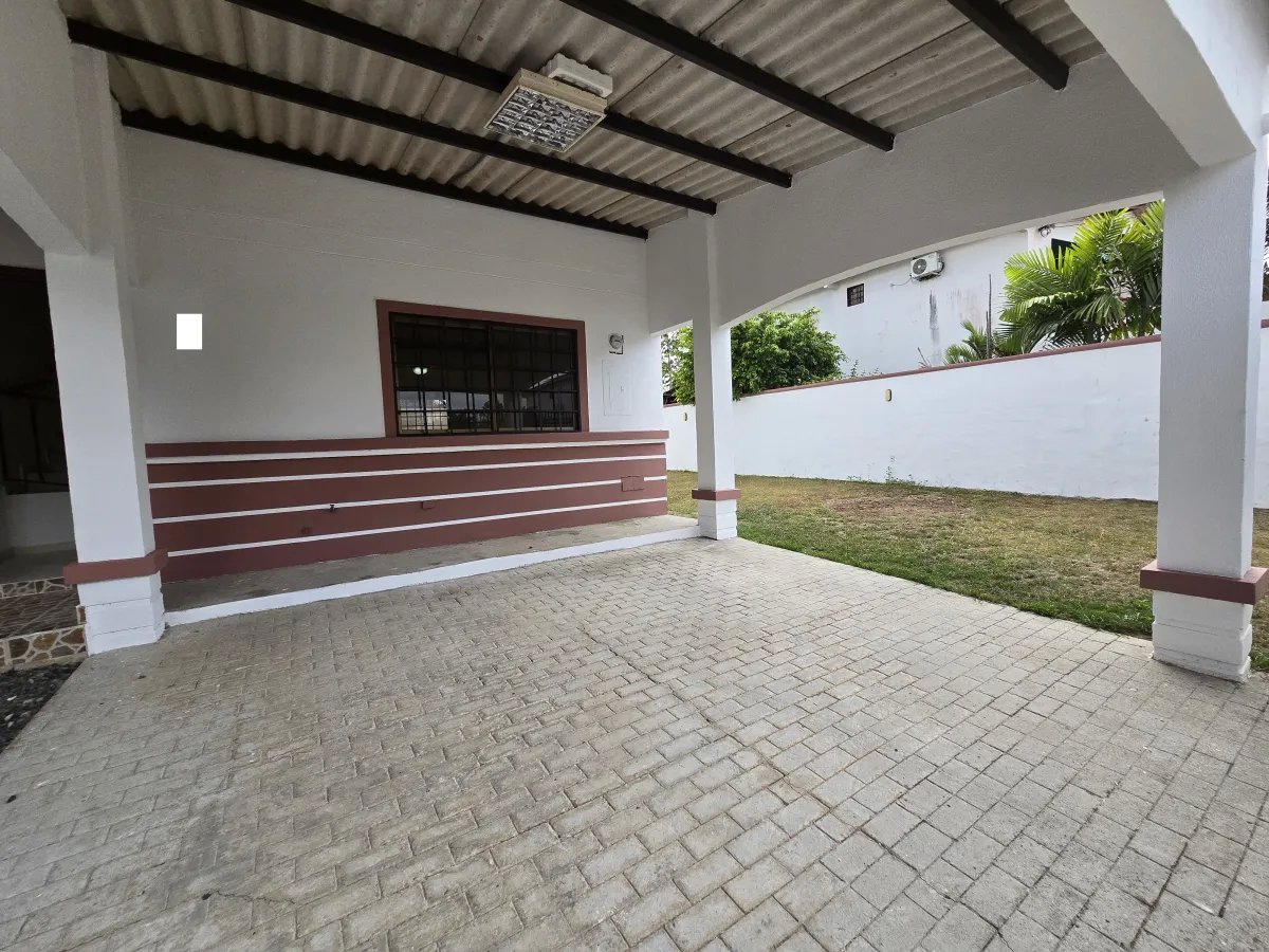 Venta de casa en Las Cumbres