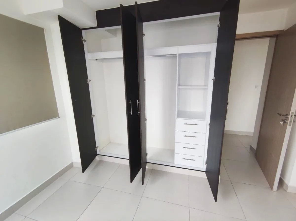 Venta de apartamento en San Francisco, cerca del Parque Omar