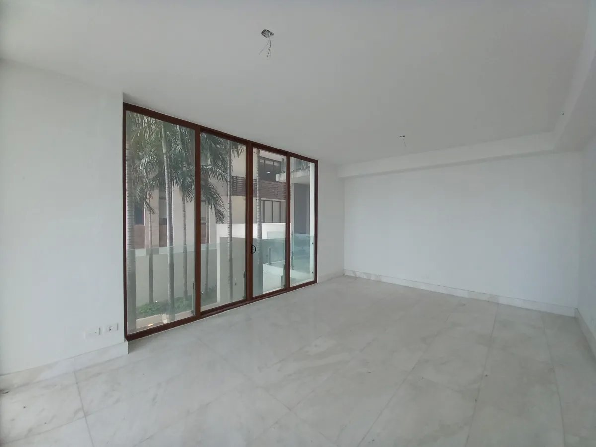 Venta de apartamento reposeido, PH Residences, Punta Pacifica