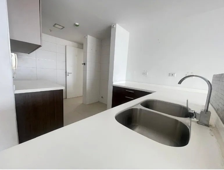 Apartment For Sale in El Carmen