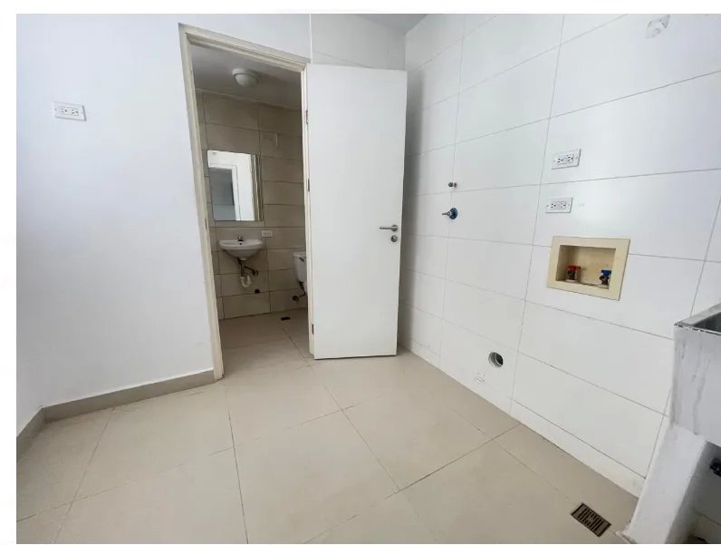Apartment For Sale in El Carmen