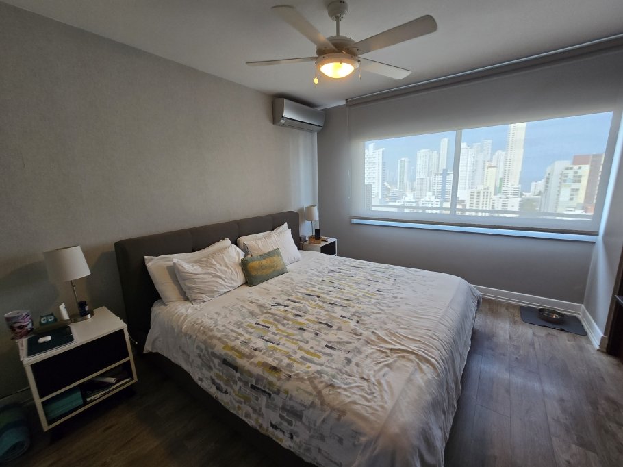 Apartment For Sale in San Francisco